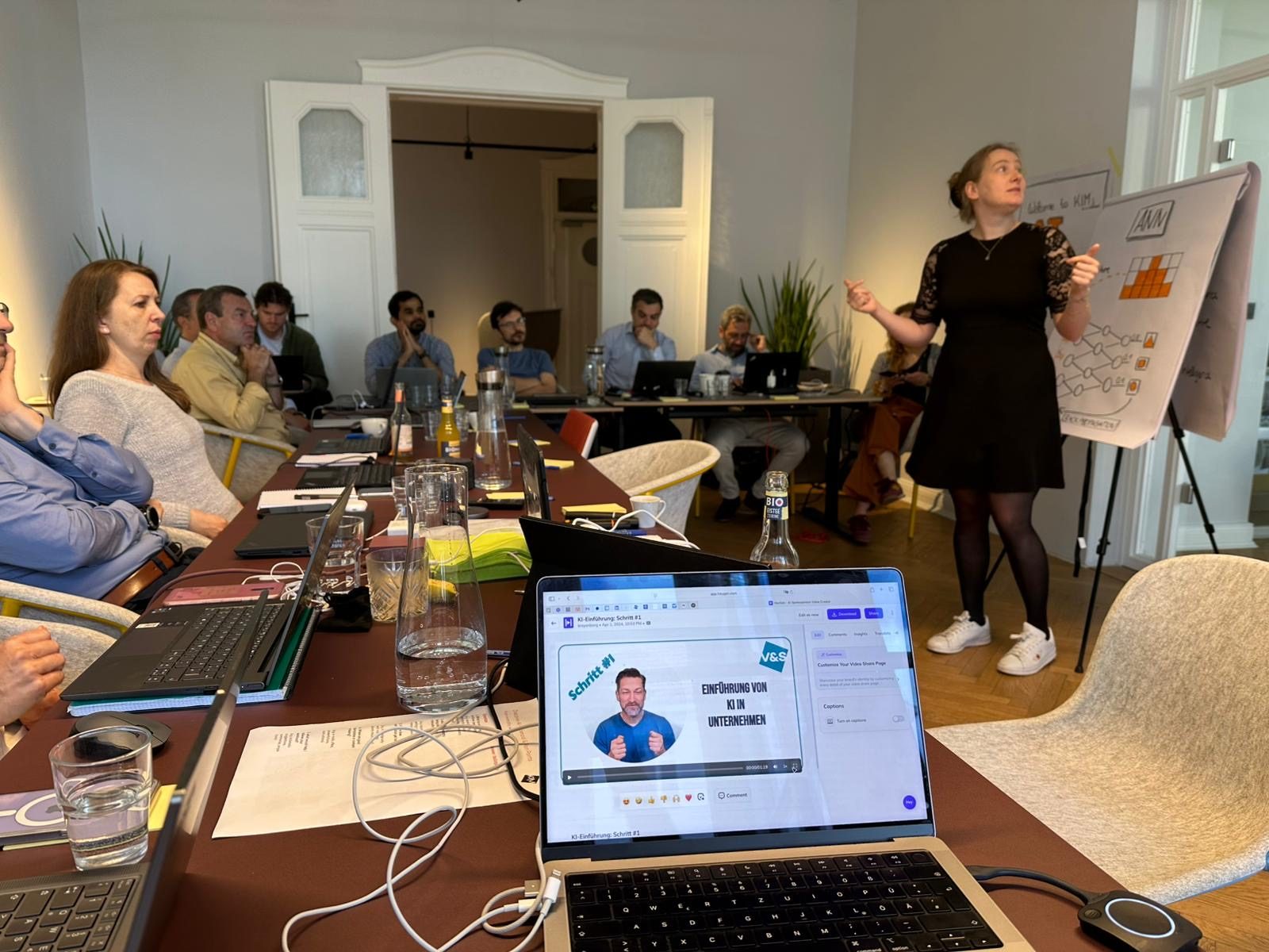 KI-Workshop mit Laptops